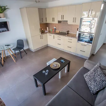 Casa Anemona With Terrace Shared Pool Sea Views And Free Wifi Appartamento Puerto del Carmen (Lanzarote)